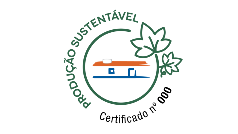 A Comissão Vitivinícola Regional Alentejana revelou que já estão disponíveis no mercado garrafas de vinho com o selo de produção sustentável.