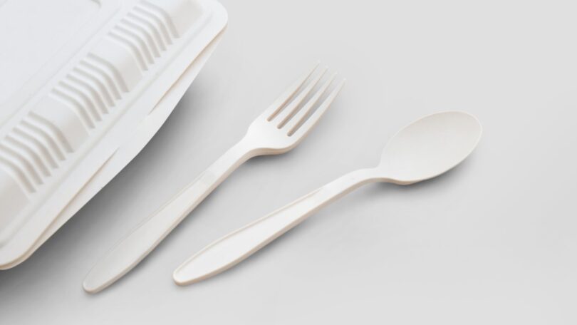 Um método para tornar plástico biodegradável em espuma foi criado por investigadores da Universidade de Canterbury na Nova Zelândia.