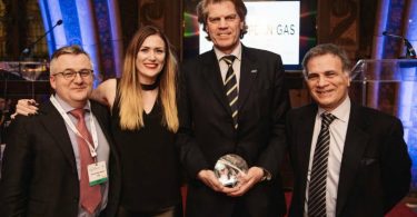 Iveco camião movido a gás natural prémio