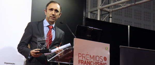 MRW Portugal vence Prémios Franchising 2012 na categoria de Responsabilidade Social