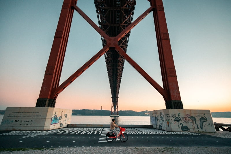 Uber anuncia planos de subscrição mensal de bicicletas Jump na cidade de Lisboa