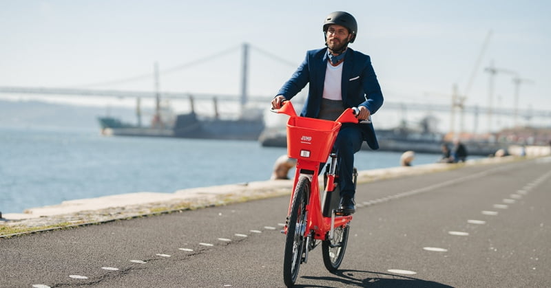 Uber promove utilização integrada com transportes públicos e bicicletas JUMP