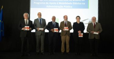 LeasePlan entrega veículos elétricos ao Fundo Ambiental do Governo