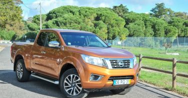 Nissan pickup LH