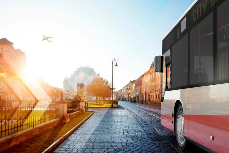 Pneus para autocarros urbanos Firestone Logística Transportes Hoje