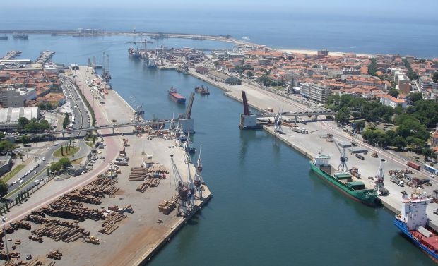 Luís Simões inaugura plataforma logística no Porto de Leixões
