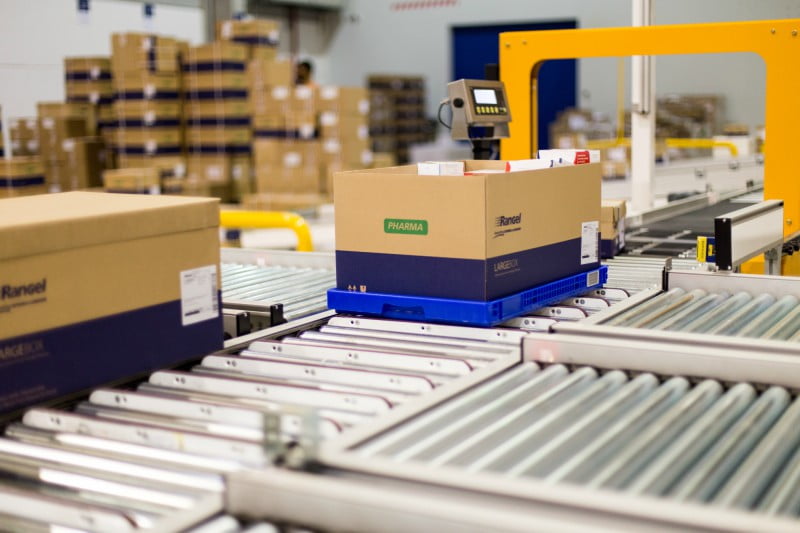 Rangel entrega kits de colheita de células estaminais