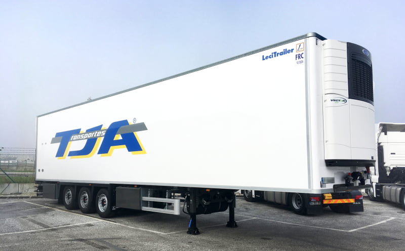 Transportes J. Amaral equipa frota com novos semirreboques
