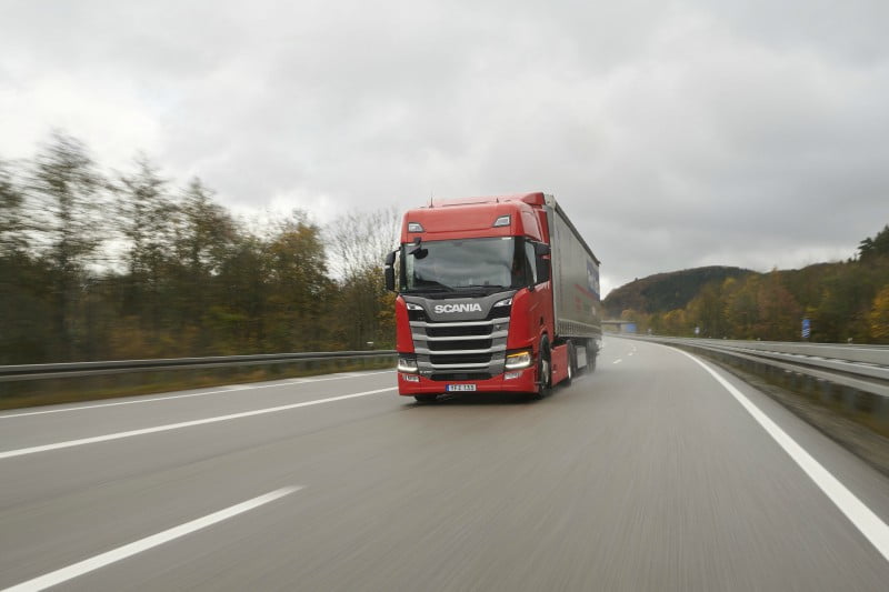 Scania volta a liderar teste europeu do camião