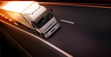 Transportes e Logística dos mais afetados pelos atrasos de pagamento