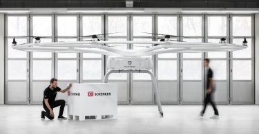A Volocopter e a DB Schenker anunciaram a criação do 1ºprojeto para operações terrestres de cargas elétricas em logística com o VoloDrone.