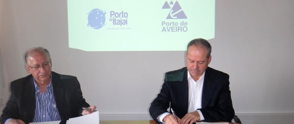 Aveiro e Itajaí assinam acordo Portos Irmãos