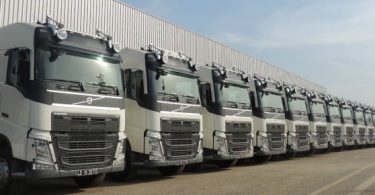Auto Sueco Angola entrega camiões da nova gama Volvo FH