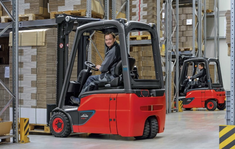 empilhador com bateria de iões de lítio