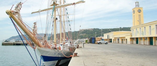 Porto de Setúbal visitado por veleiro polaco Pogoria
