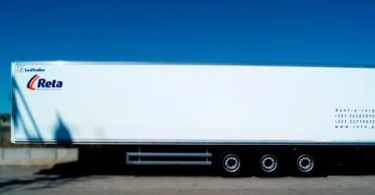 Reta adquire semirreboques furgão Duplo Deck