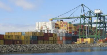 Greve não afeta operação do porto de Sines