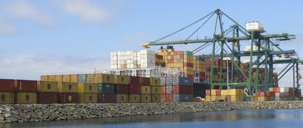 Greve não afeta operação do porto de Sines