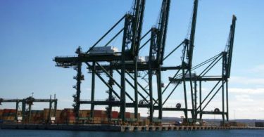 Passos Coelho quer ligação ferroviária Sines/Espanha em 2014