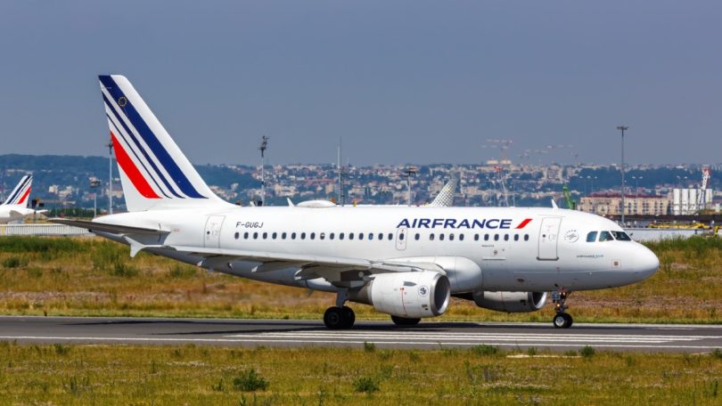 França proíbe (mais ou menos) voos domésticos e fica aquém do esperado