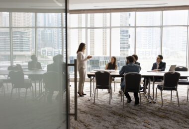 Presença de mulheres nos órgãos de gestão das empresas atinge máximos históricos em Portugal