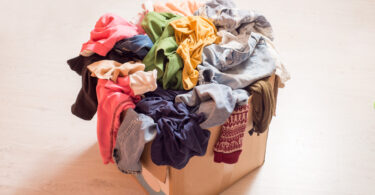 Portugal envia 17 milhões de roupas infantis para aterro todos os anos