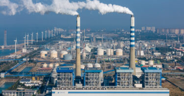 China e Índia registam queda histórica na produção de eletricidade a carvão