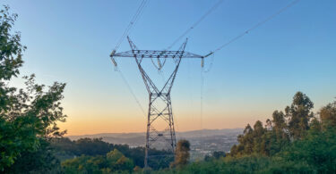 Governo vai estudar adaptação da rede elétrica às alterações climáticas