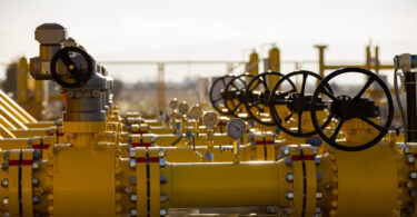 UE mantém tendência e reduz importações de produtos energéticos em 2025