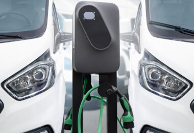 Eletrificação das frotas empresariais pode gerar 246 mil milhões de euros em poupanças até 2030