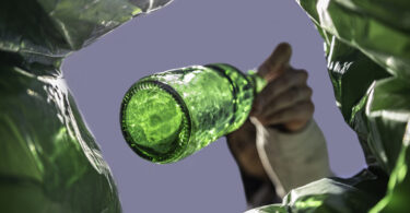 Novo Verde atinge meta de 65% de reciclagem de embalagens em 2025