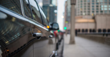 Carros maiores aumentam pressão sobre o espaço urbano nas cidades europeias