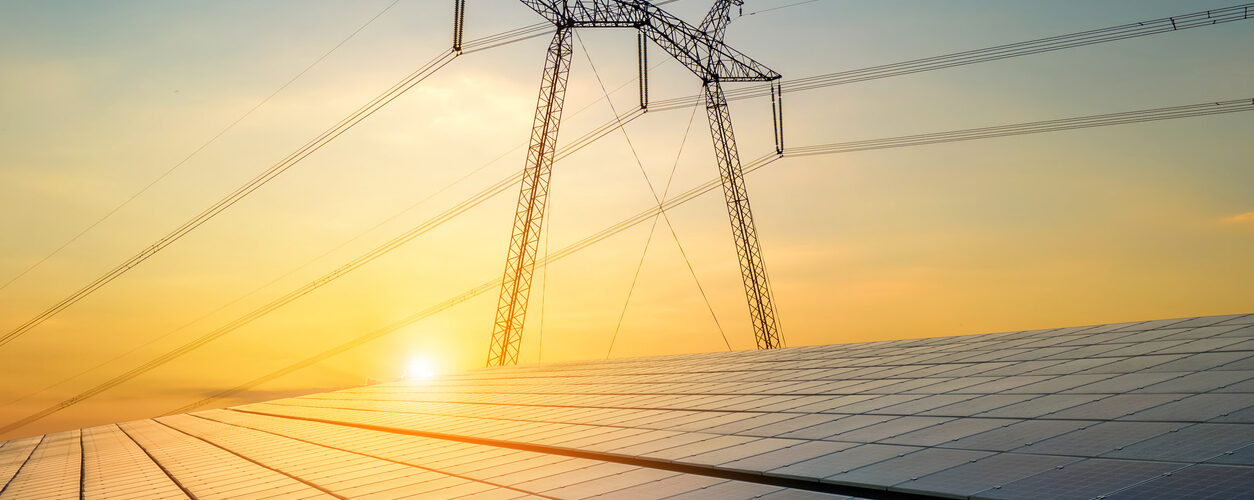 Burocracia trava investimento na transição energética em Portugal, conclui estudo
